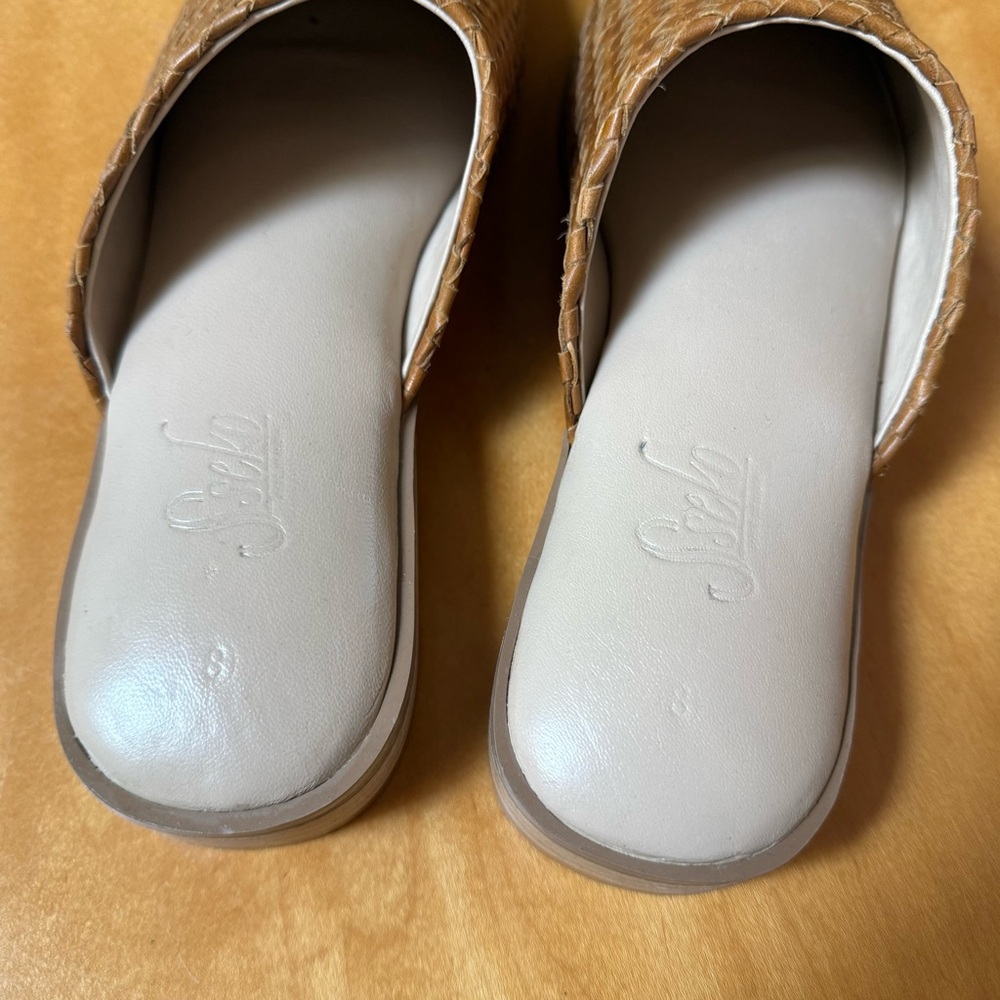 Sseko | Woven Leather Cloud Mules | Size 8 - Picture 4 of 13